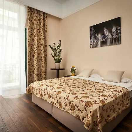 Bonerowska 5 Apartment *
