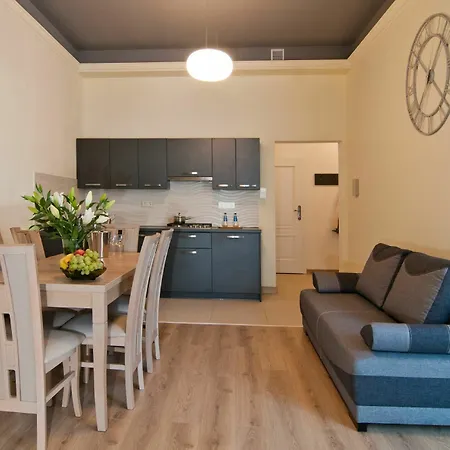 Apartment Bonerowska 5 *